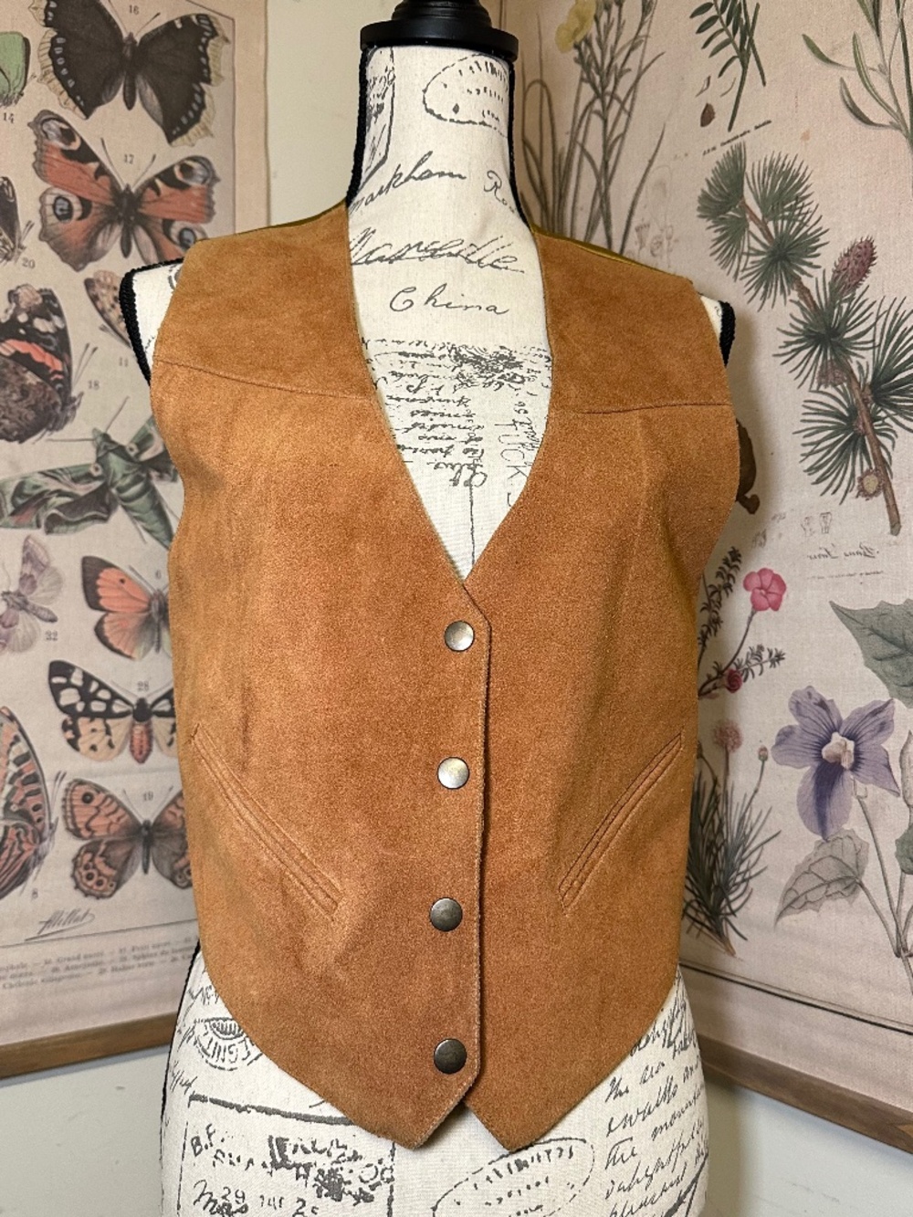 Vintage Tan Leather and Gold Western Style Suede Vest by Katch Me Size Medium